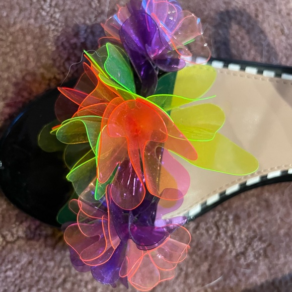 Betsey Johnson Party Shoes - Picture 2 of 6